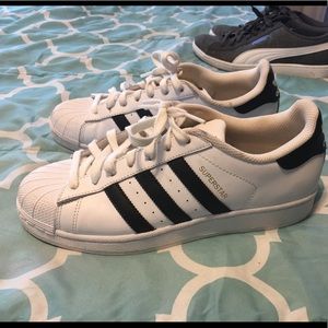 Adidas Super Stars women’s size 10
